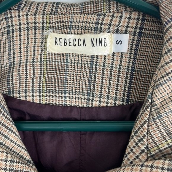 Rebecca King Plaid Belted Fall Jacket - Picture 5 of 10